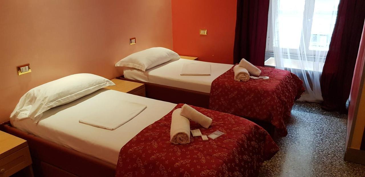 Legend R.g. Auberge de jeunesse Rome